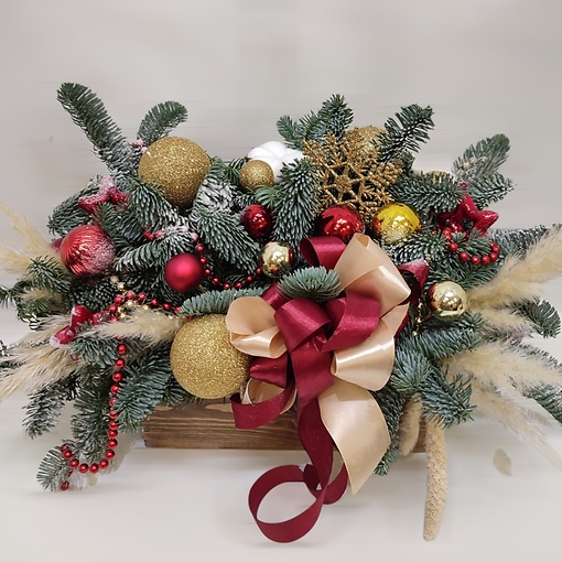 Принимаем заказы на новогодние композиции принимаем заказы на новогодние композиции