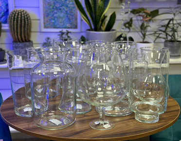 Большое поступление стеклянных ваз большое поступление стеклянных ваз