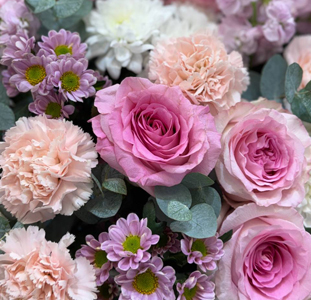 цветы на День матери в Брянске