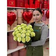 Бело-зеленая роза